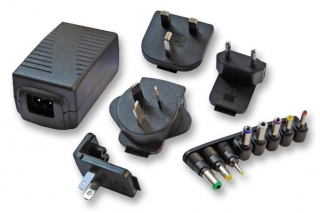 Plug-in adaptor 15VDC, 0.8A, 12W, In 90-264VAC, Input AC Plug UK/EURO/USA/AUST, 10 tipes input connectors