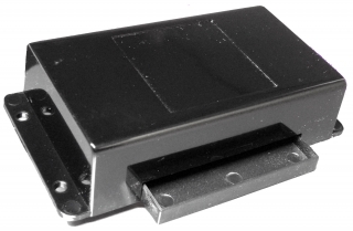 Кутия за панелен монтаж със страничен отвор ABS (RAL 9005), 133x78x30, черна
