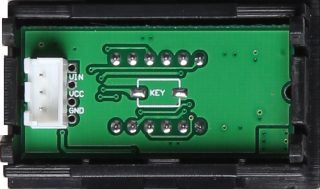 Panel voltmeter 0-33V DC, 4-digits, ±0,3%, 500 ms refresh rate,  -10 / +65°C