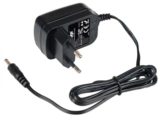 Universal Power Adapter Akyga AK-TB-18 5V / 1A 5W 3.5 x 1.35mm 1.4m