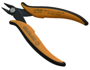 TOOL FOR A WIRE FLUSH CUT