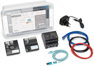 Programmable Logic Controller (PLC) learning kit